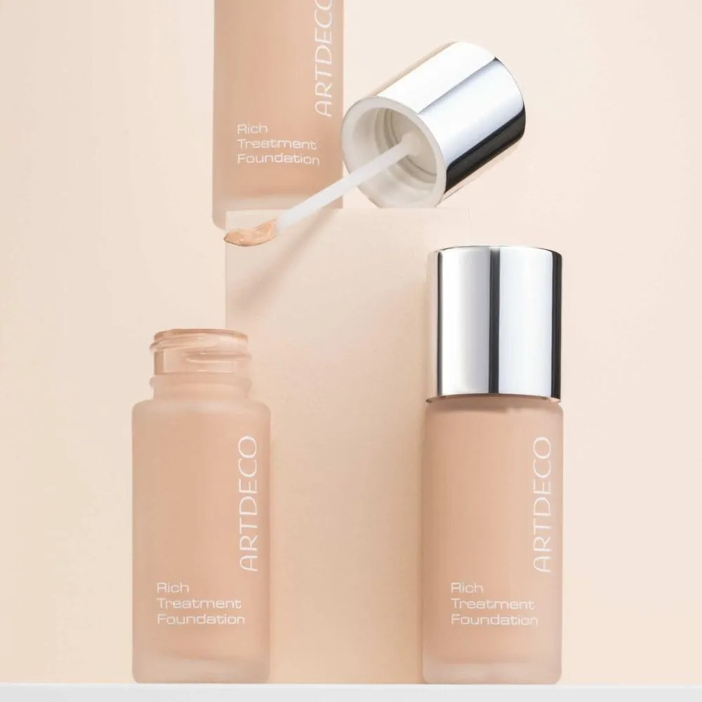 ARTDECO Rich Treatment Foundation - Soft Shell N°9 - Conceals Imperfections & Creates Flawless Complexion - Long-Lasting - Even & Velvety-Smooth Finish - Water-Resistant - Vegan Makeup - 0.67 Fl Oz