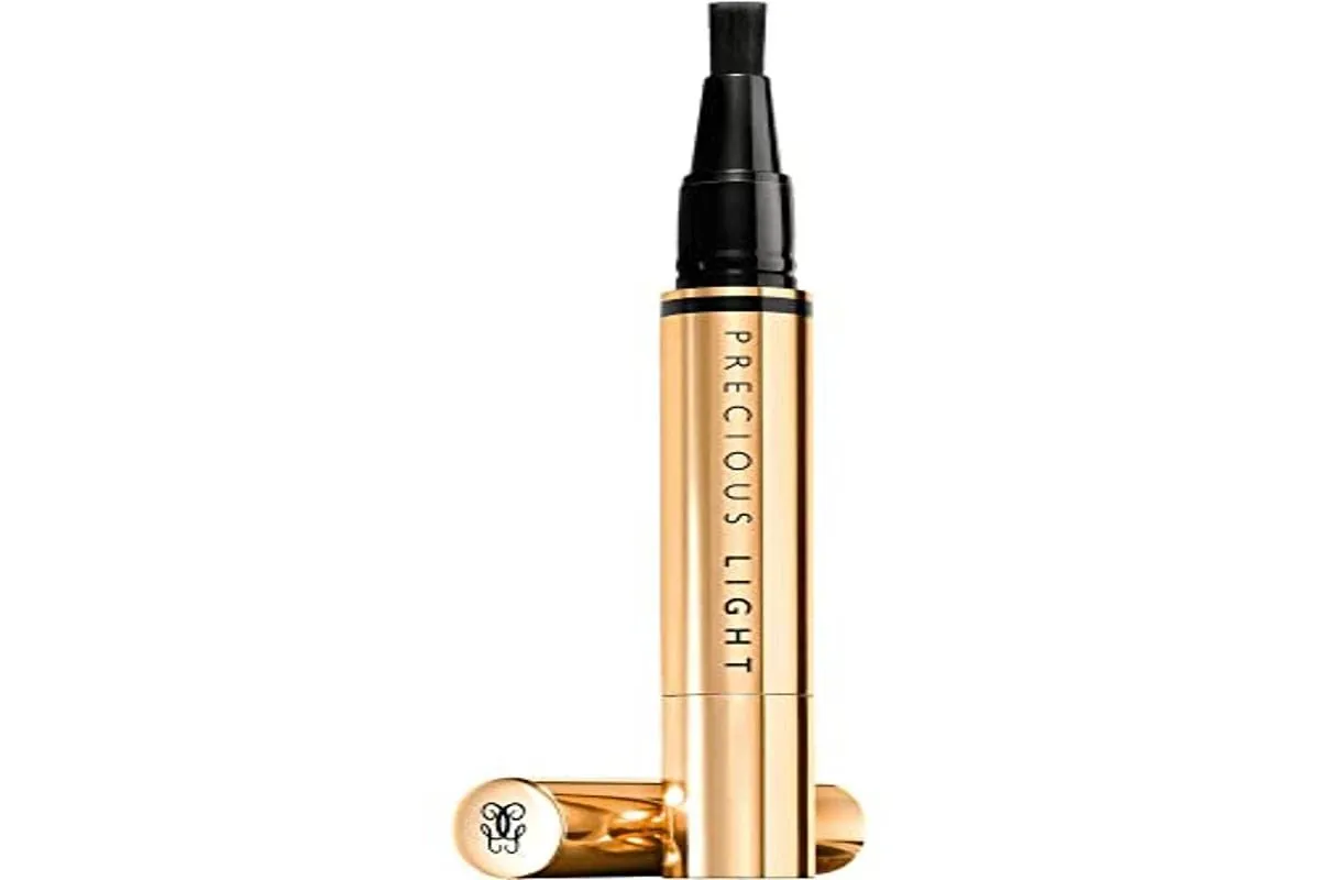 Guerlain Precious Light Rejuvenating Illuminator - 1.5 by Guerlain for Women - 0.06 oz Concealer